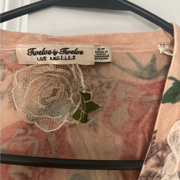 Twelve by Twelve size small floral knit - Picture 2 of 2